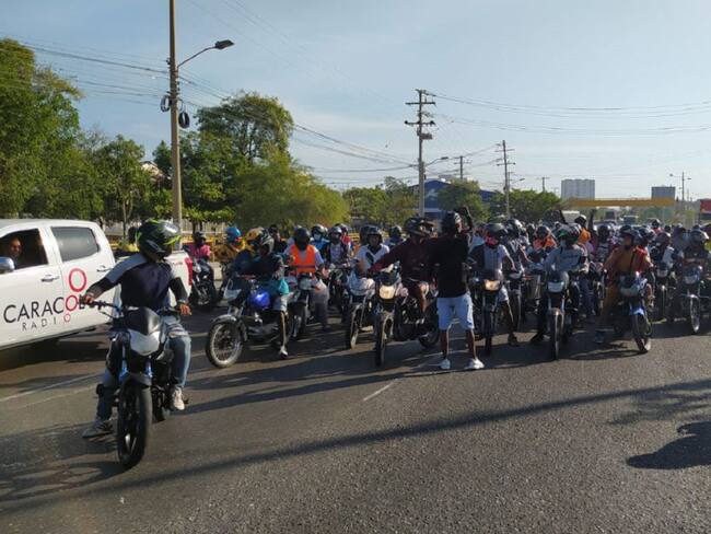 Los diálogos iniciarán tras los bloqueos del gremio quienes exigen el desmonte del día de moto y un pico y placa más flexible