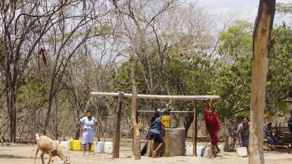 Recorrido de Caracol Radio por las zonas que aguantan sed. Fotos de Luis Enrique Rodríguez
