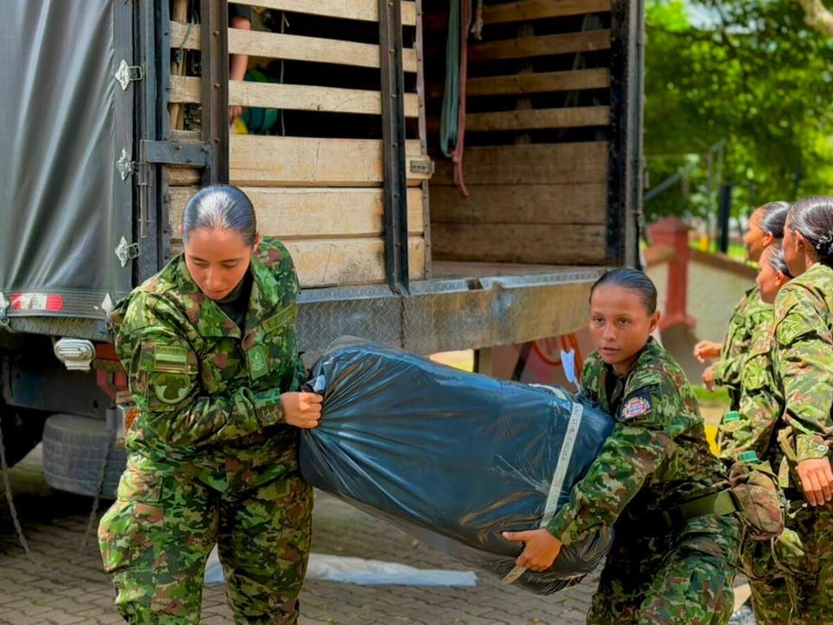 Ejército entregará más de 8 toneladas de ayudas en Casanare tras inundaciones