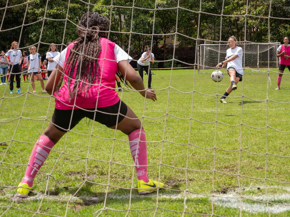 Goleadoras, la fundación que quiere llevar a 15 niñas futbolistas de Chocó a Qatar
