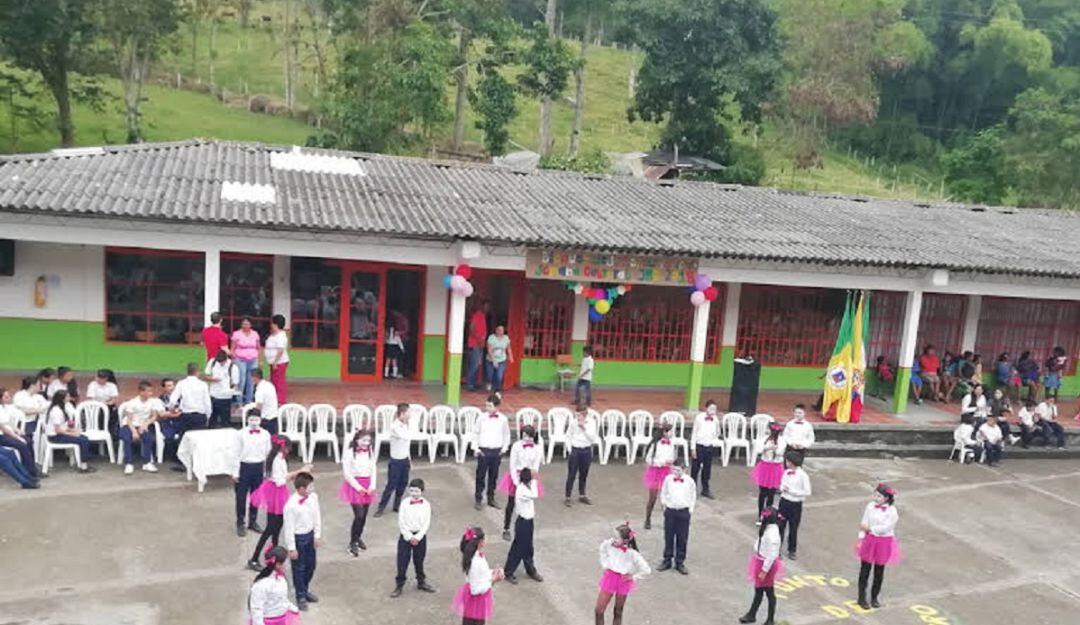 Está institución educativa está ubicada en zona rural de Calarcá, Quindío 