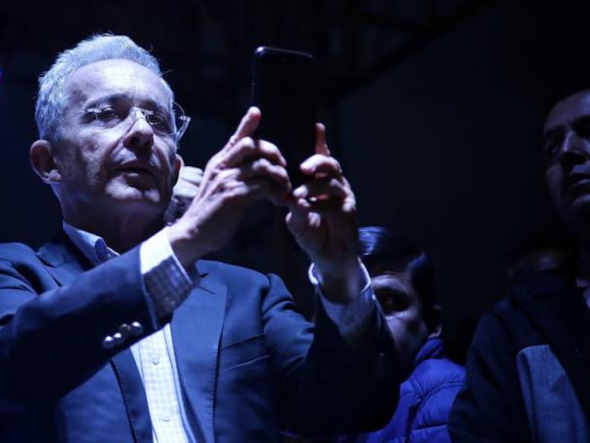 Uribismo radicó reforma para acabar la JEP y la Comisión de la Verdad