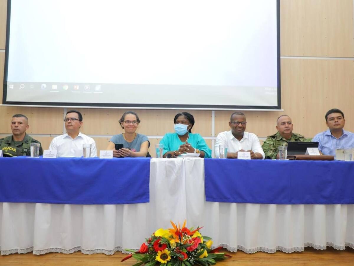 Un ‘Torneo de futbol por la Paz’ anunció la vicepresidenta en el Cauca