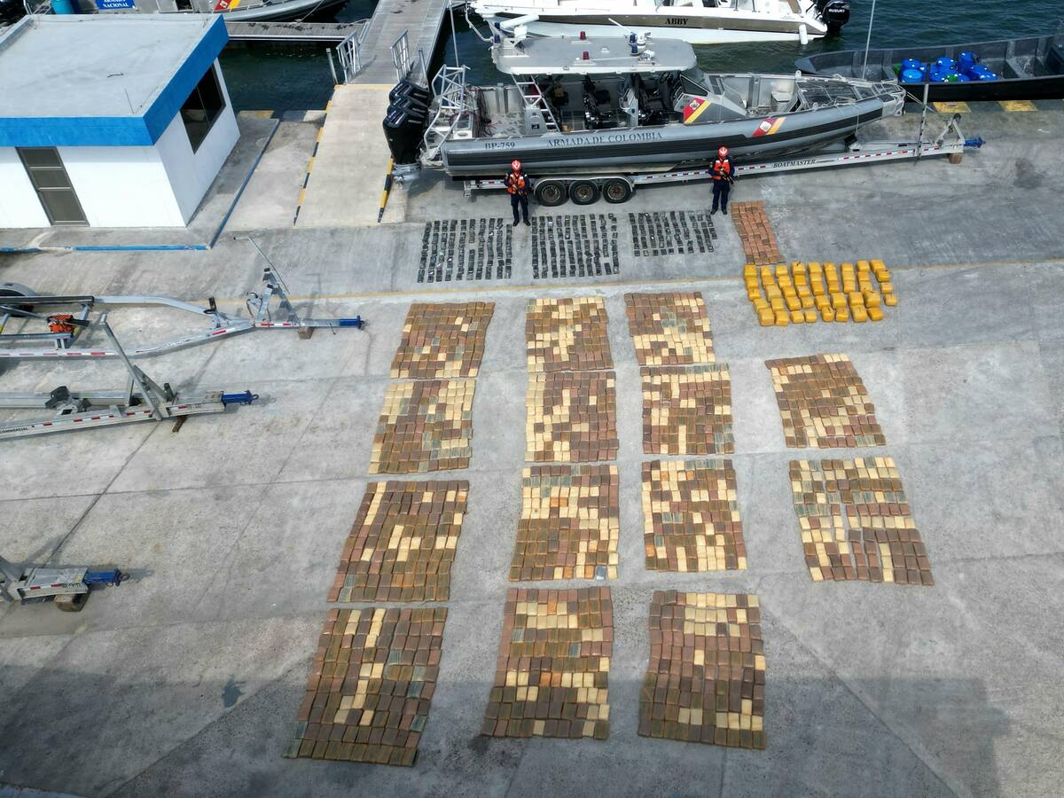 Incautan cargamento de marihuana y cocaína avaluado en más de 18 millones de dólares