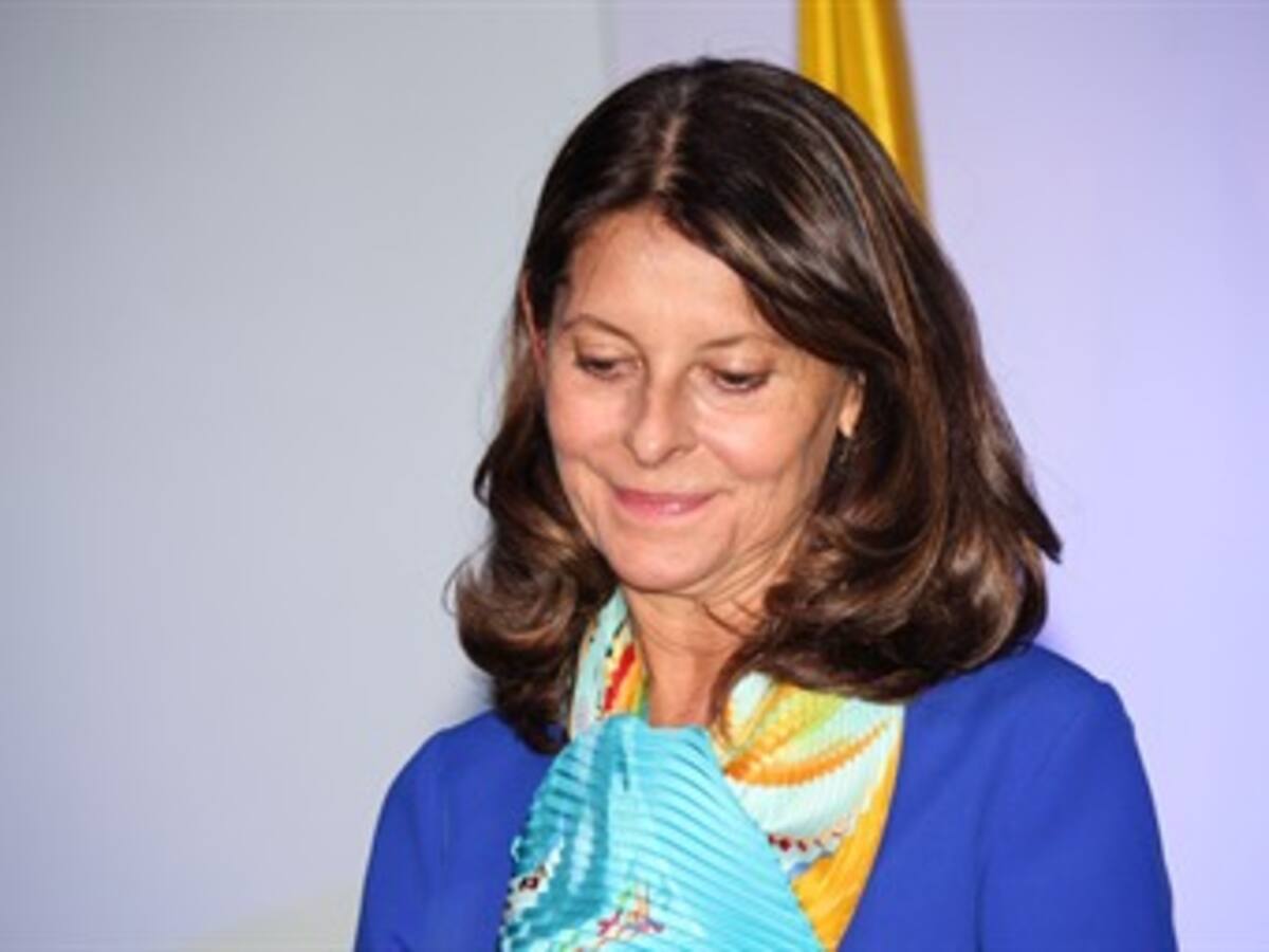 Francisco Lloreda dice no representar el conservatismo de M. Lucía Ramírez