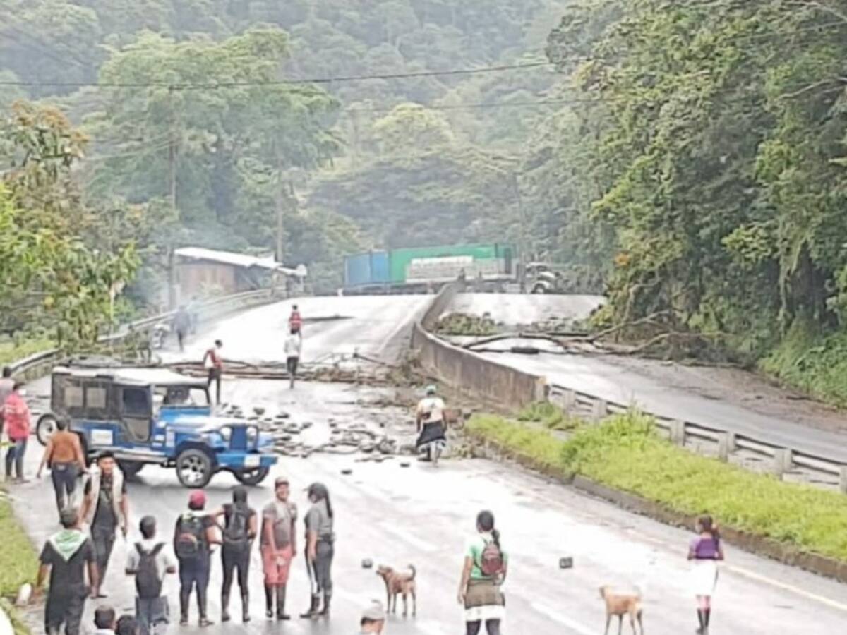 En el tercer día de paro permanecen bloqueos en Cali y algunos en el Valle