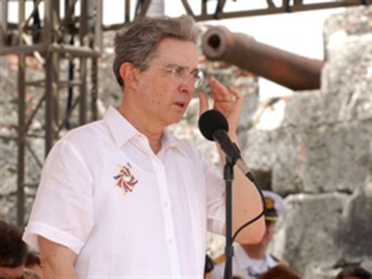 Uribe afirma que alias 'Macaco' tenía un plan para asesinarlo