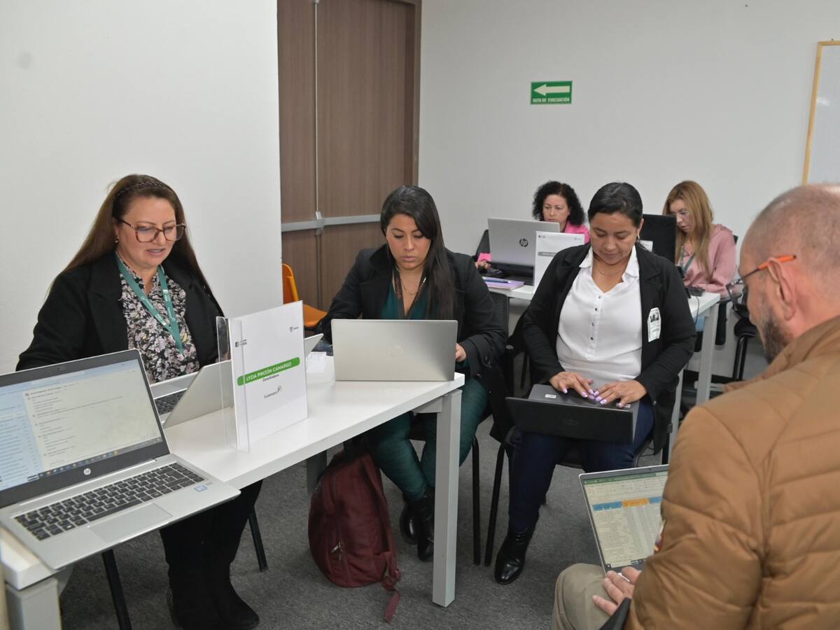 Famisanar y Sanitas conciliaron pagar más de $723 mil millones con clínicas y droguerías