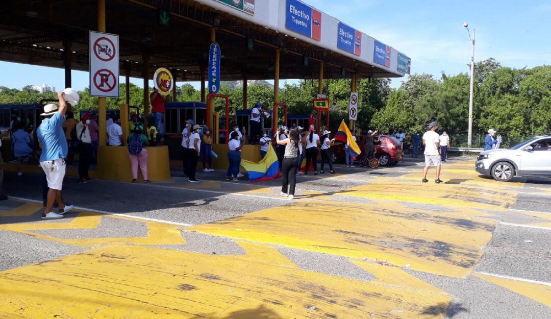 Protesta en el peaje de Manga