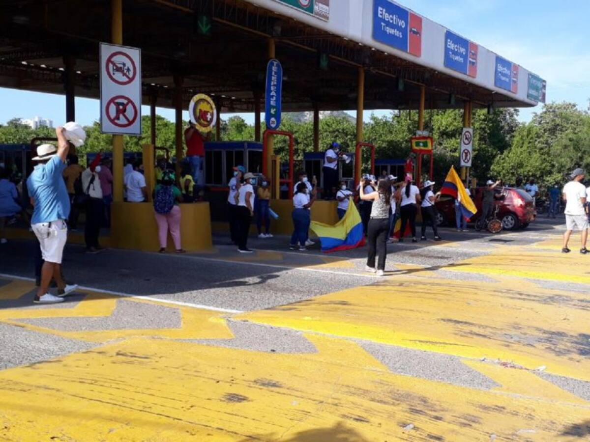 Cartageneros protestan en contra de los peajes por cuarto día consecutivo