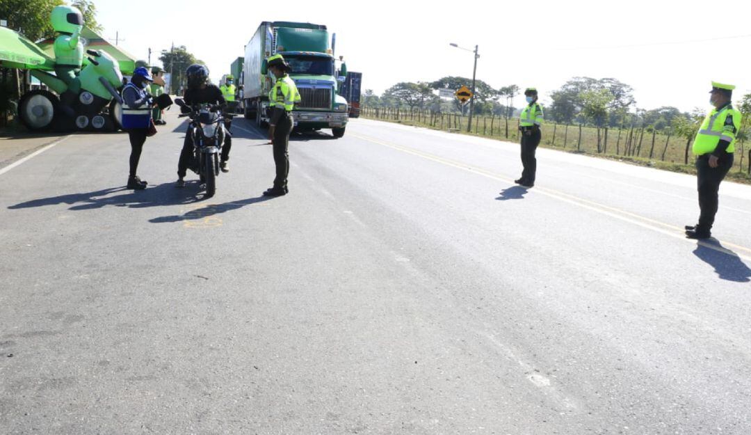 Según la Policía de Tránsito, más de 20 mil vehículos se movilizaron por las carreteras del departamento