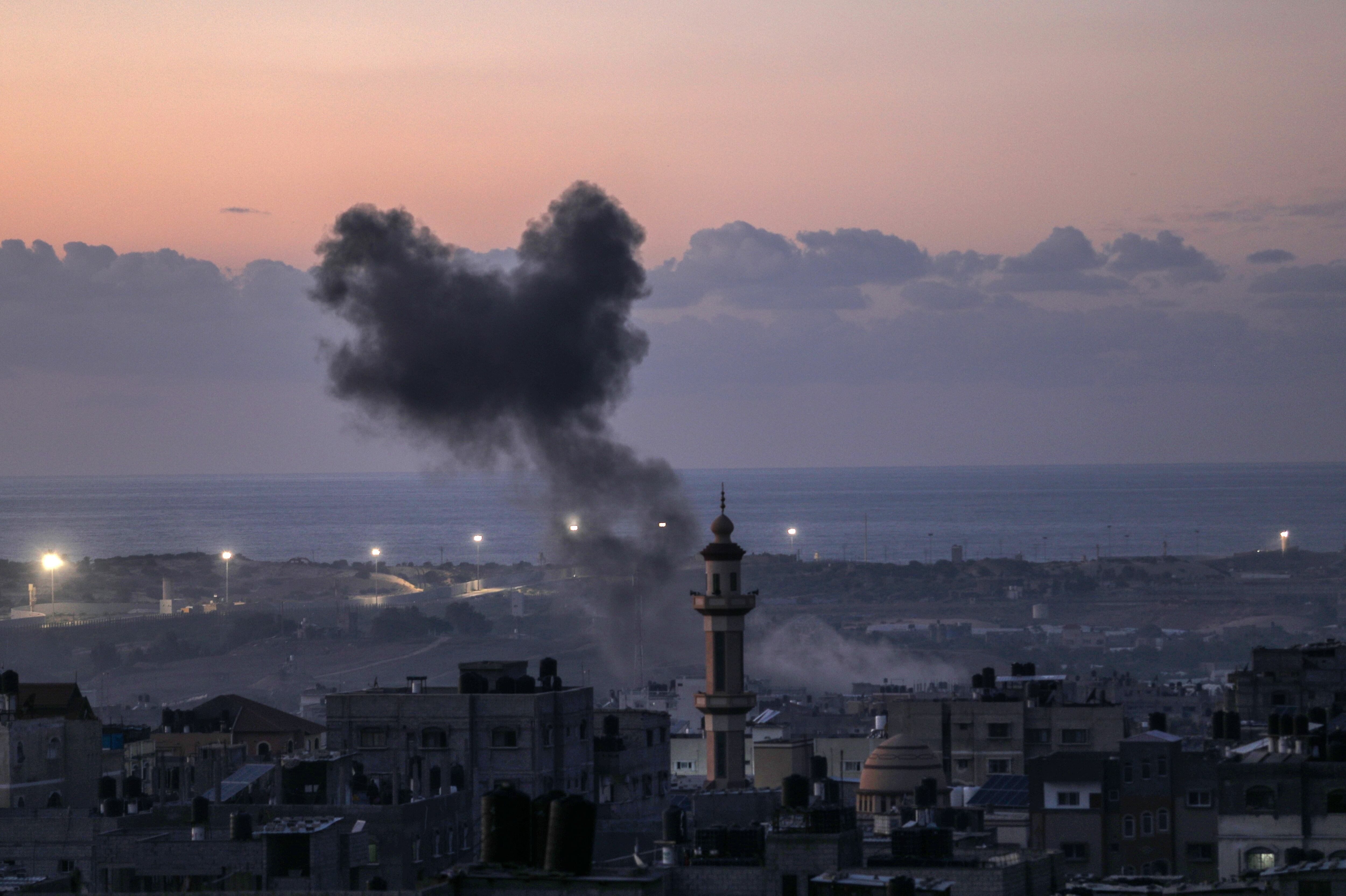 RAFAH, GAZA - NOVEMBER 21: Smoke rises as the Israeli attacks continue on its 46th day in Rafah, Gaza on November 21, 2023. (Photo by Abed Rahim Khatib/Anadolu via Getty Images)