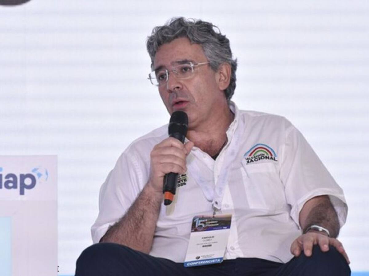 "Ahora le están sacando el cuerpo a una conducta inmoral": Enrique Gómez