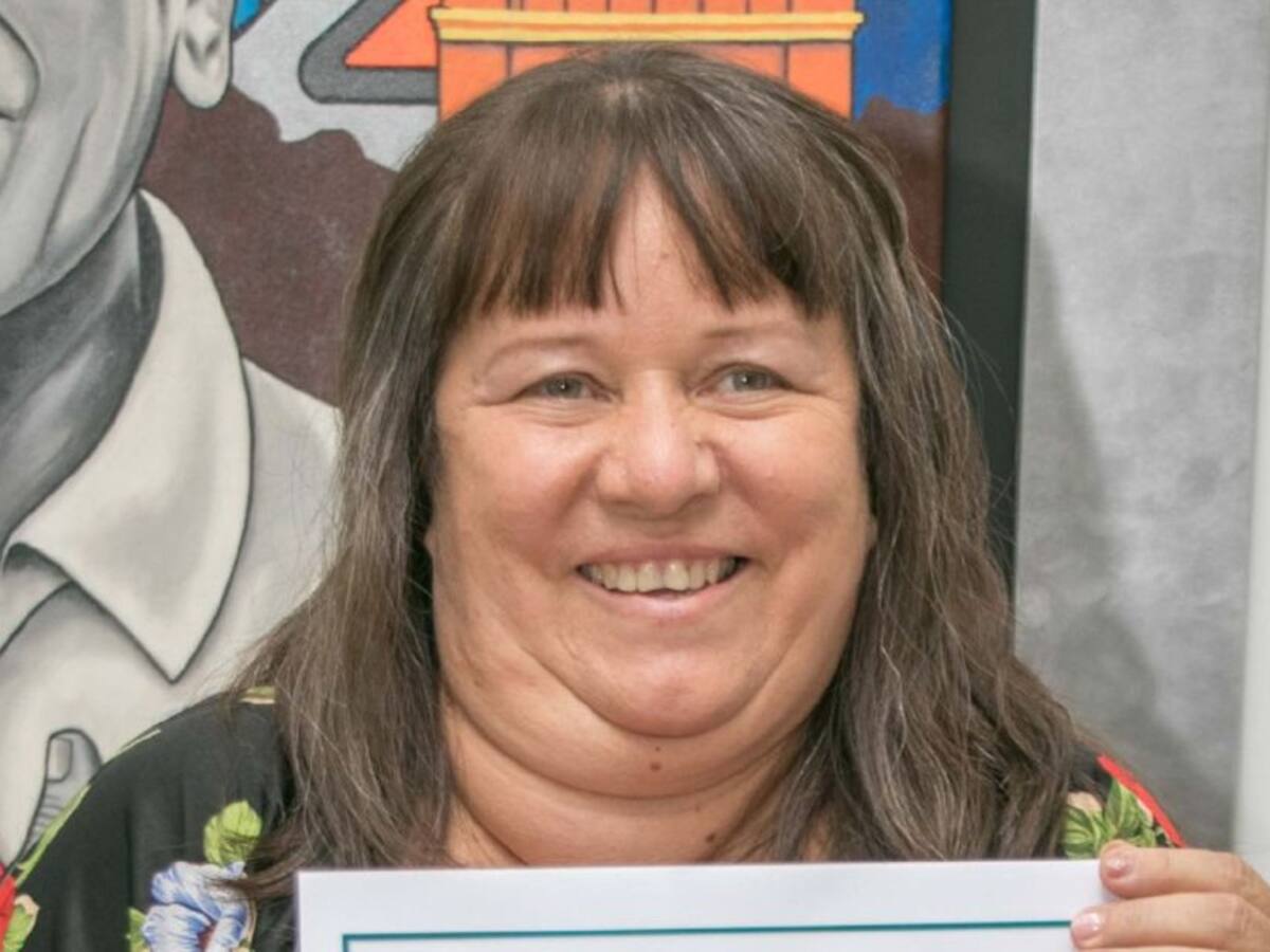 Neivana excombatiente, ganadora de premio internacional