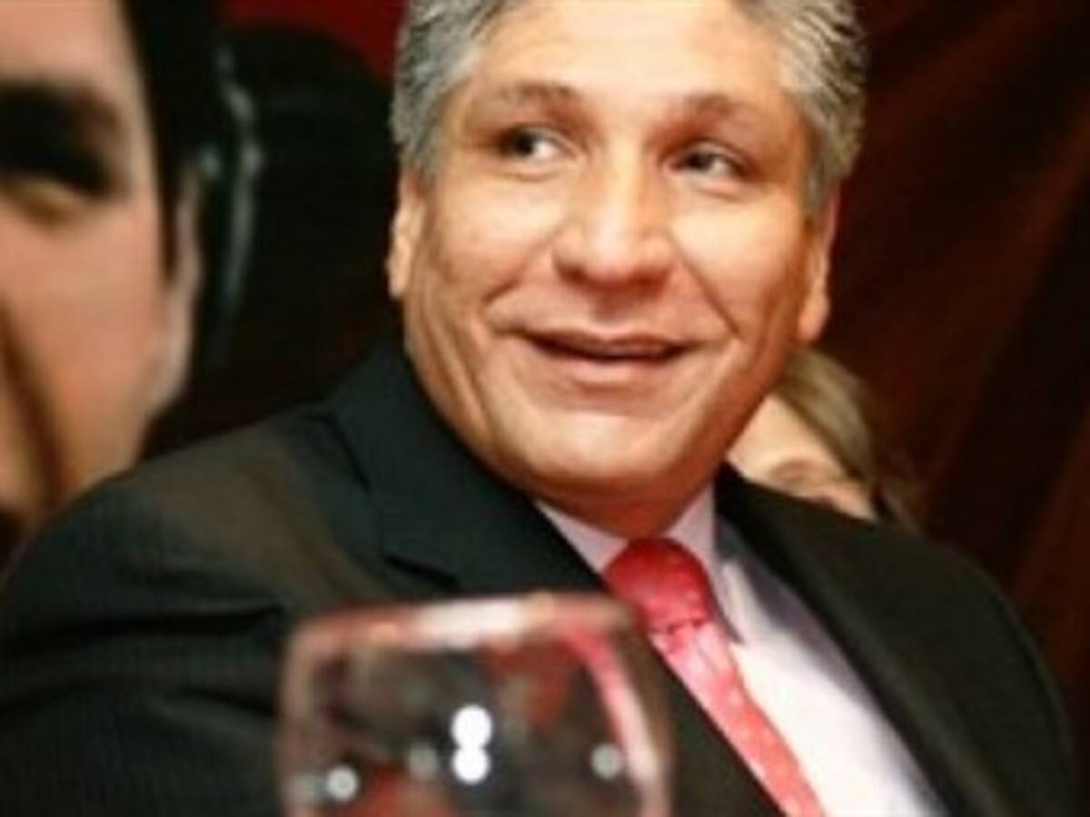 El cotejo de manos que pide la Procuraduría a Sigifredo López es “ridículo”, dice su abogado