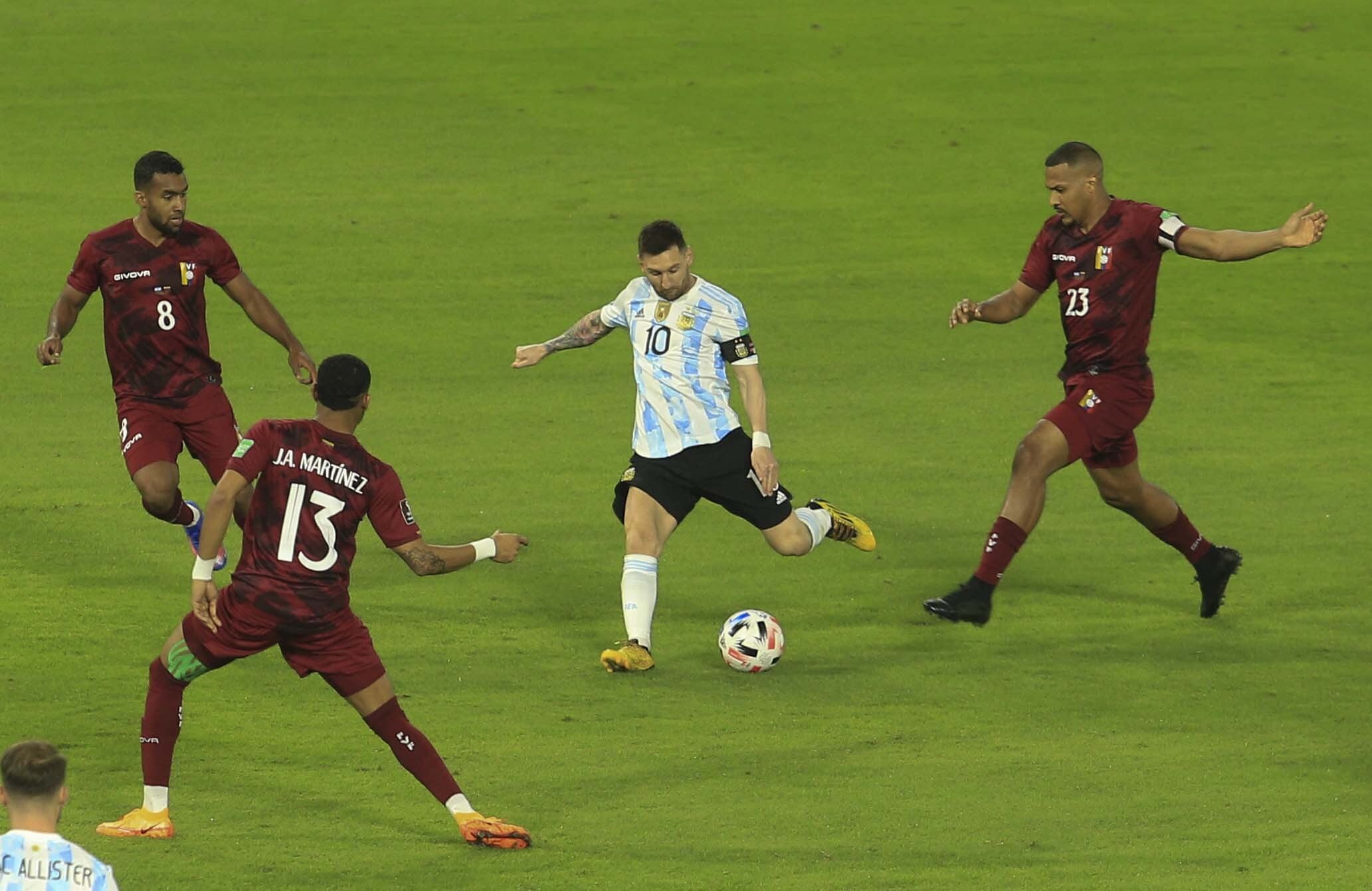 Argentina vs Venezuela (Photo by Mariano Gabriel Sanchez/Anadolu Agency via Getty Images)