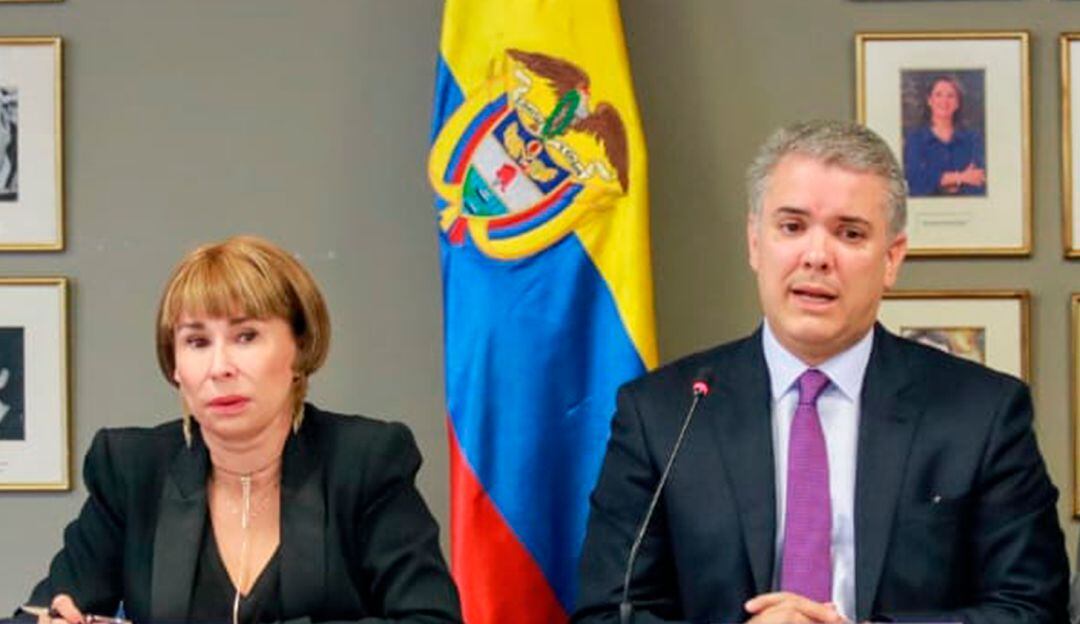 Exministra del Interior Alicia Arango y el presidente Iván Duque