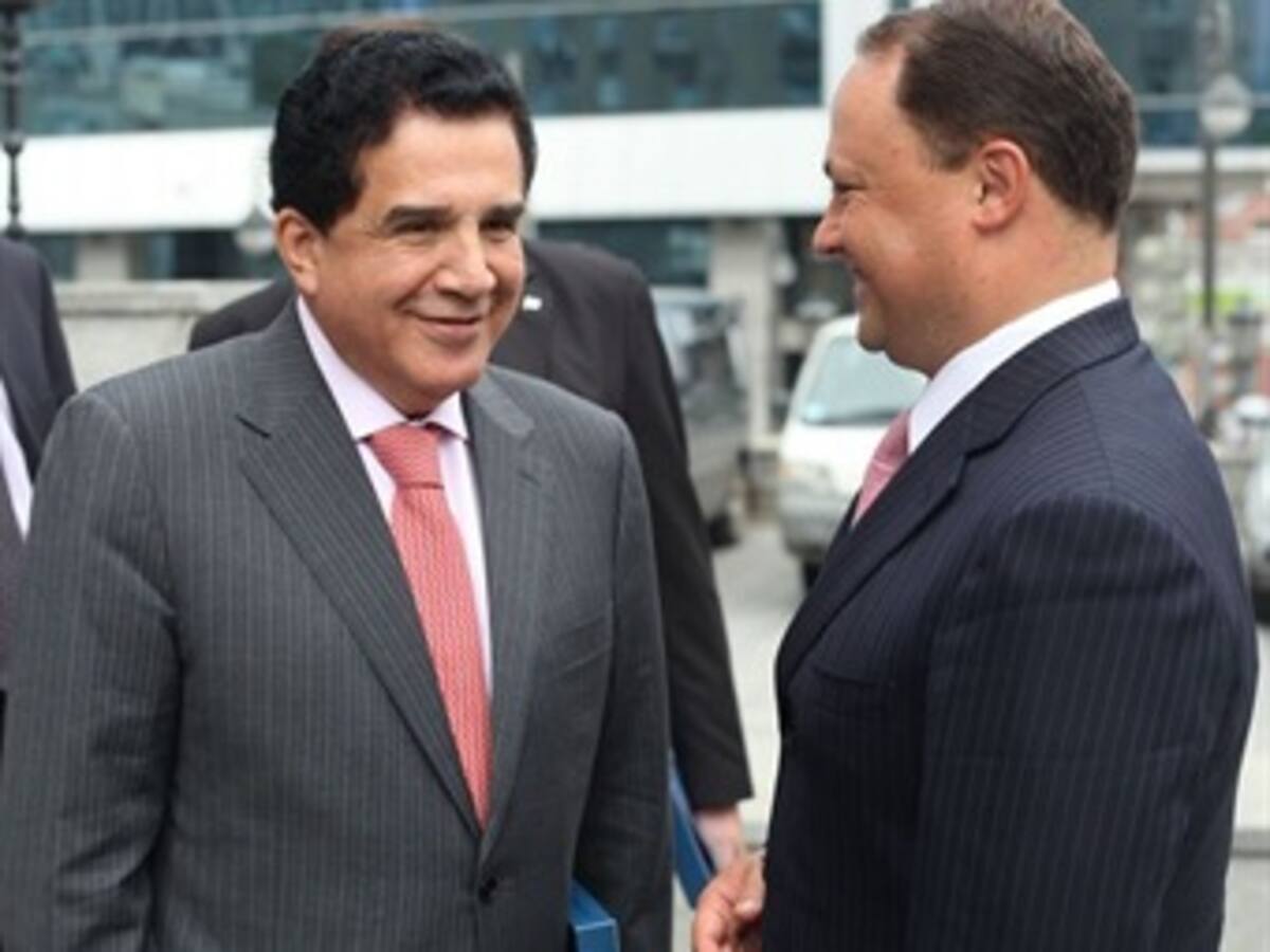 Renuncia embajador en Rusia, Rafael Amador, por supuesto acoso a menores