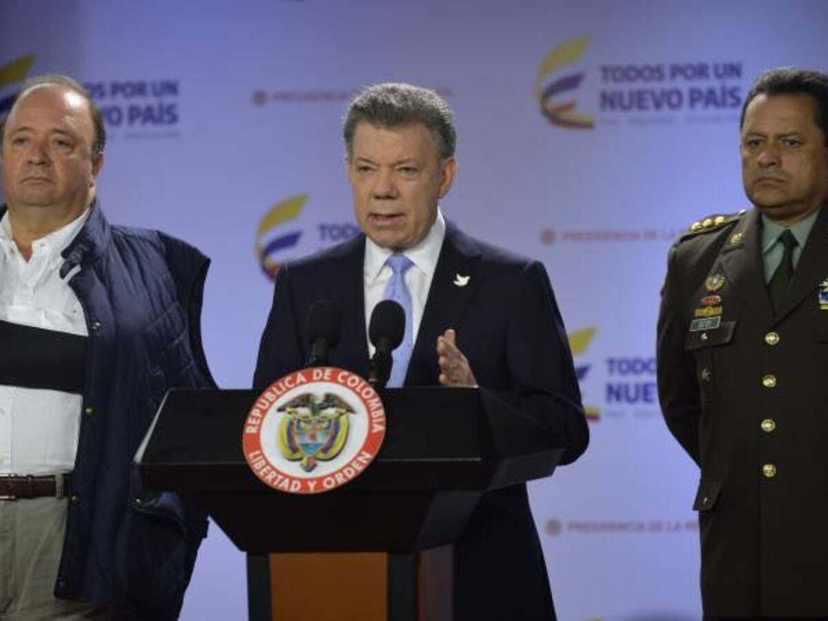 Santos encabezará transmisión de mando al nuevo director de la Policía