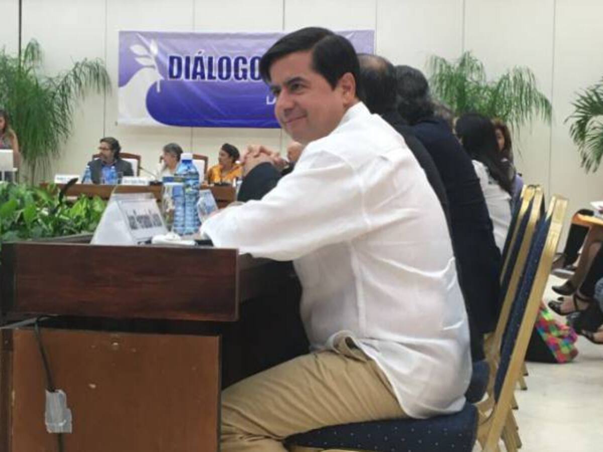 De ganar el sí en el plebiscito el uribismo debería apoyar la implementación de la paz: Cristo