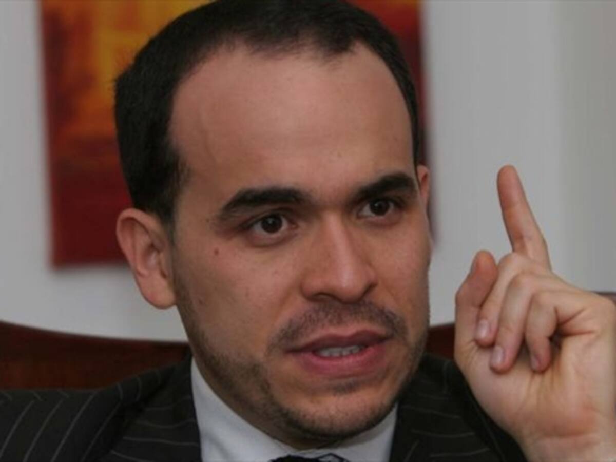 Abelardo de la Espriella denuncia amenazas
