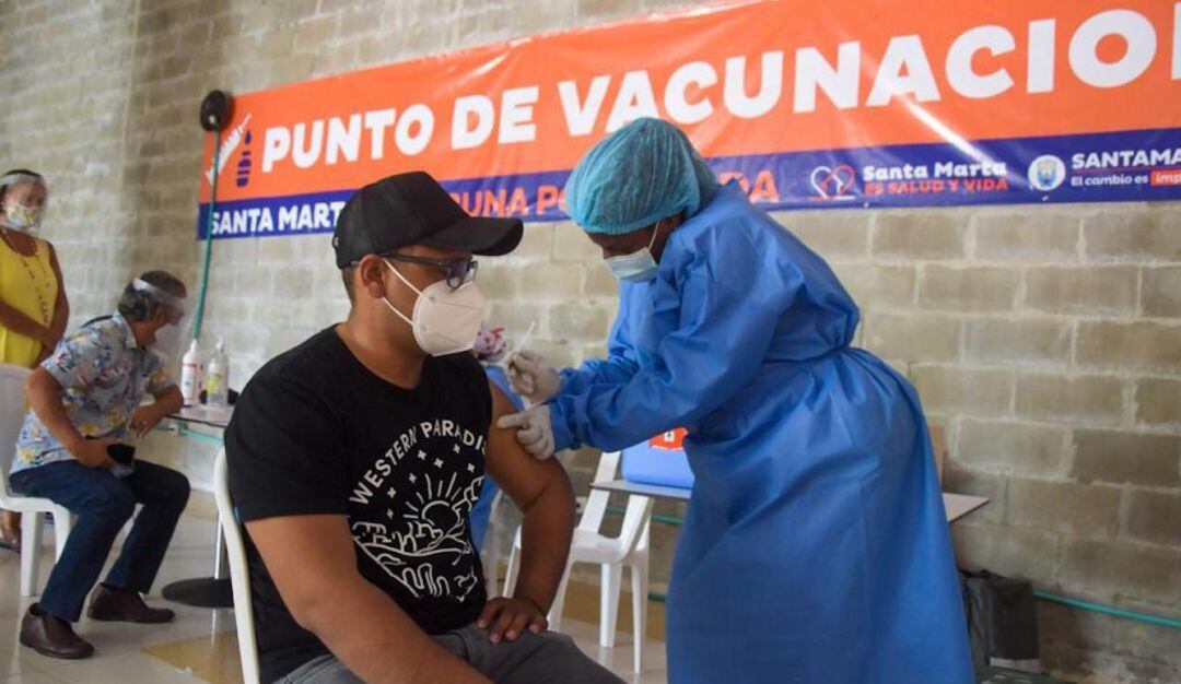 Vacunación COVID-19 para mayores de 40 años