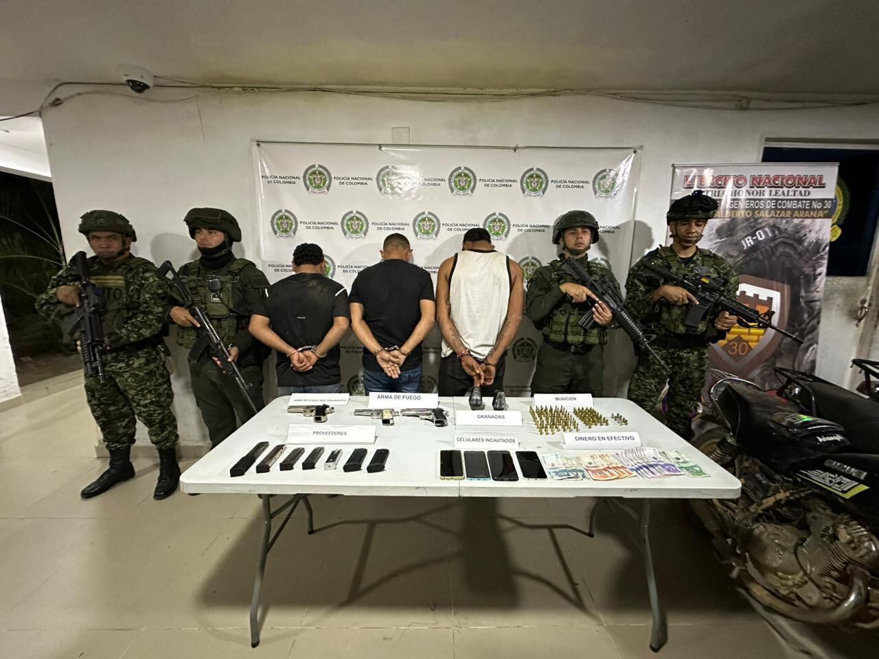 Capturan a presuntos responsables de retenes ilegales en el Catatumbo. Foto: Suministrada