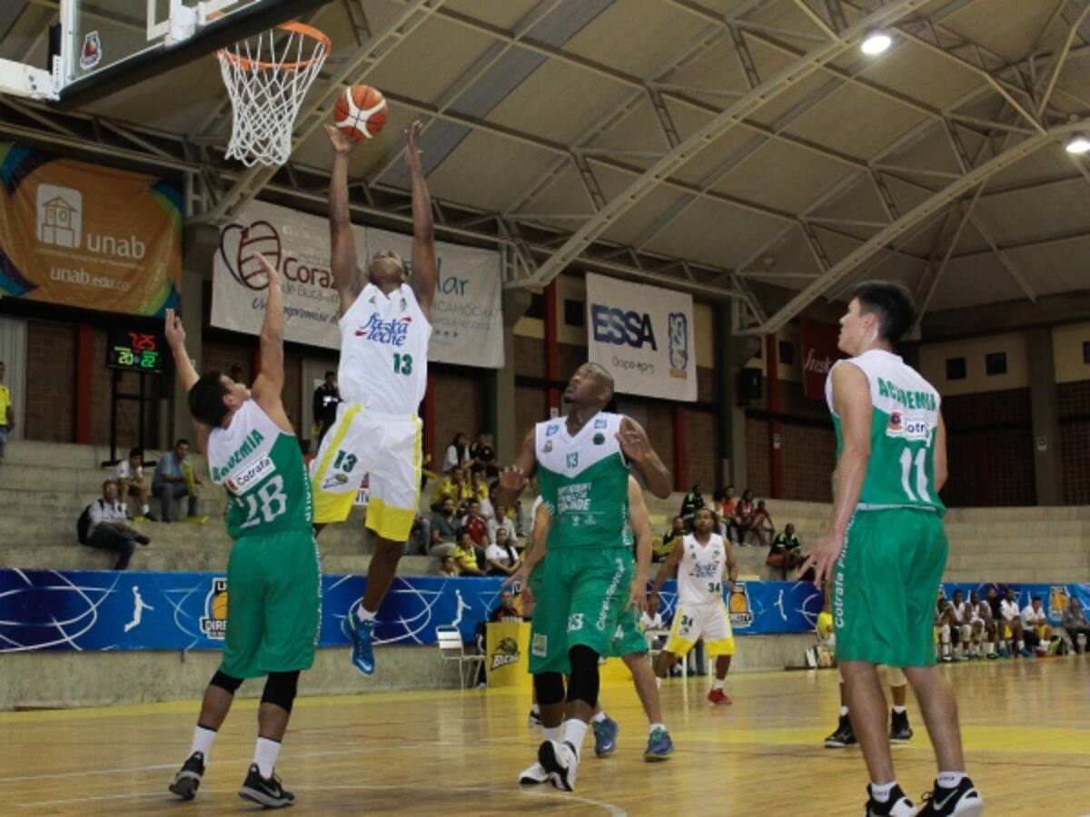 Academia de la Montaña pegó primero en la final de la Liga Directv