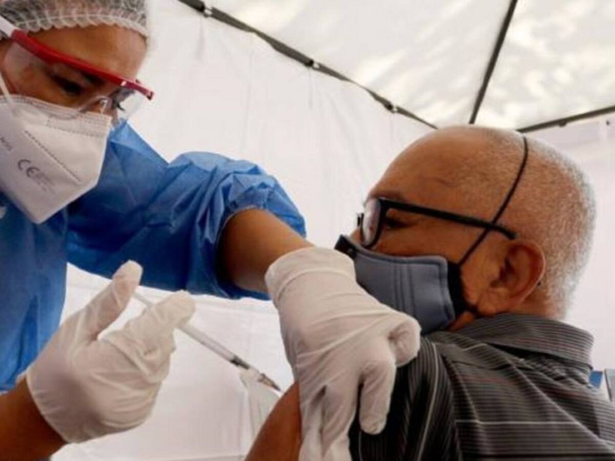 120 mil huilenses han recibido la dosis de refuerzo Covid19