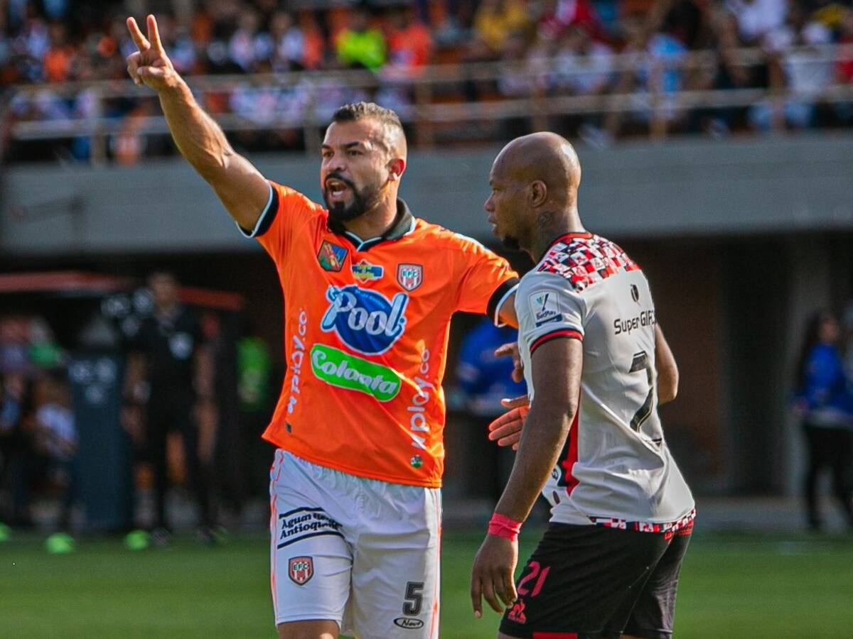 América de Cali no logra imponerse ante el colero Envigado