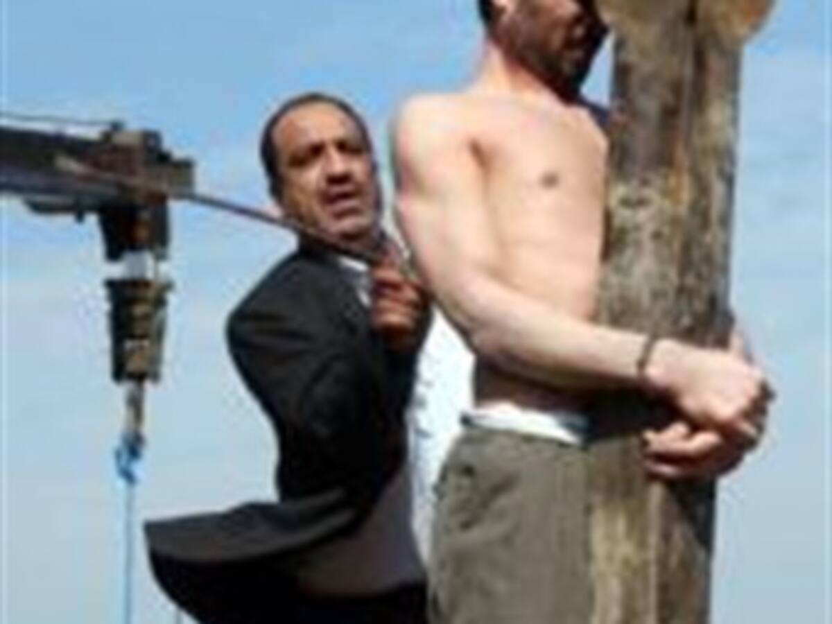 15 Años de cárcel y 40.000 latigazos para un hombre que quiso pretender a una soltera saudí
