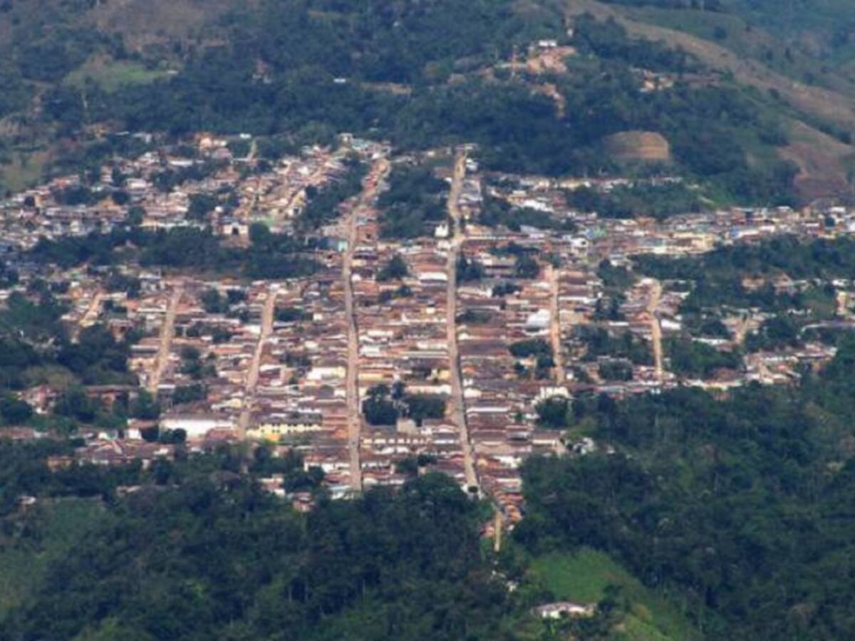 Alcaldes del Catatumbo piden a otros grupos ilegales un cese al fuego