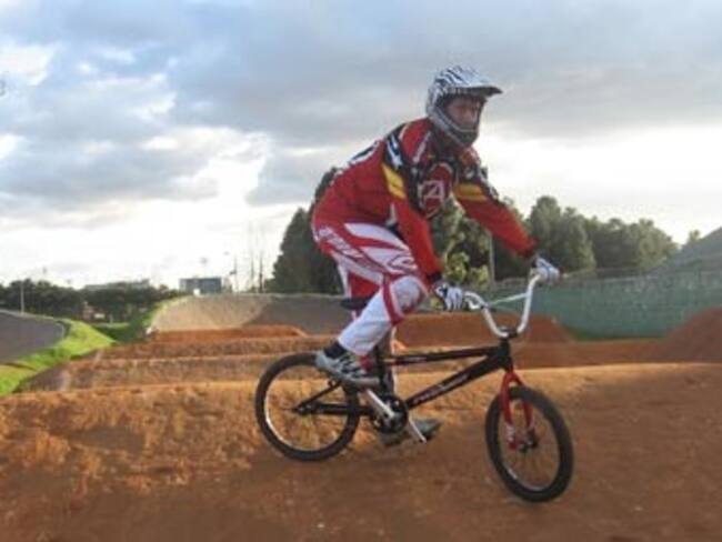 Bicicrocistas colombianos compiten en Chula Vista