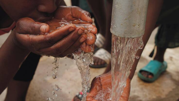 Colsanitas está llevando agua potable a escuelas rurales de Cundinamarca