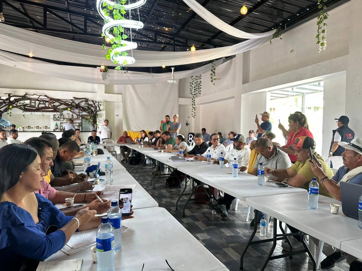 ¡No hay acuerdos! Comunidades no conciliaron con Invías. Sigue la protesta en peajes de Santander