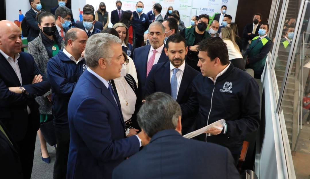 Presidente Duque recorre sedes de la Registraduría