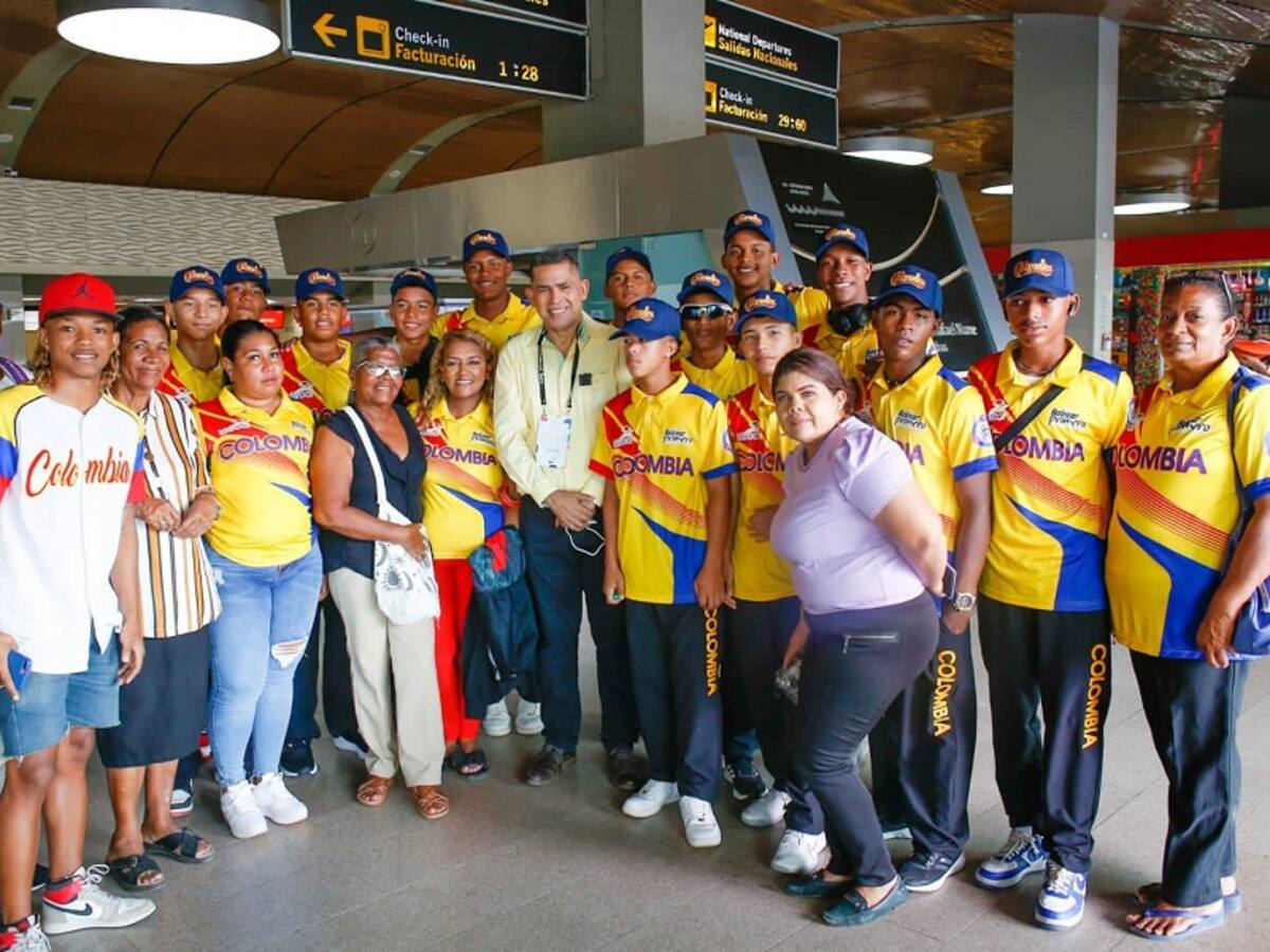 Viajó equipo de Colombia a torneo Pequeñas Ligas en México