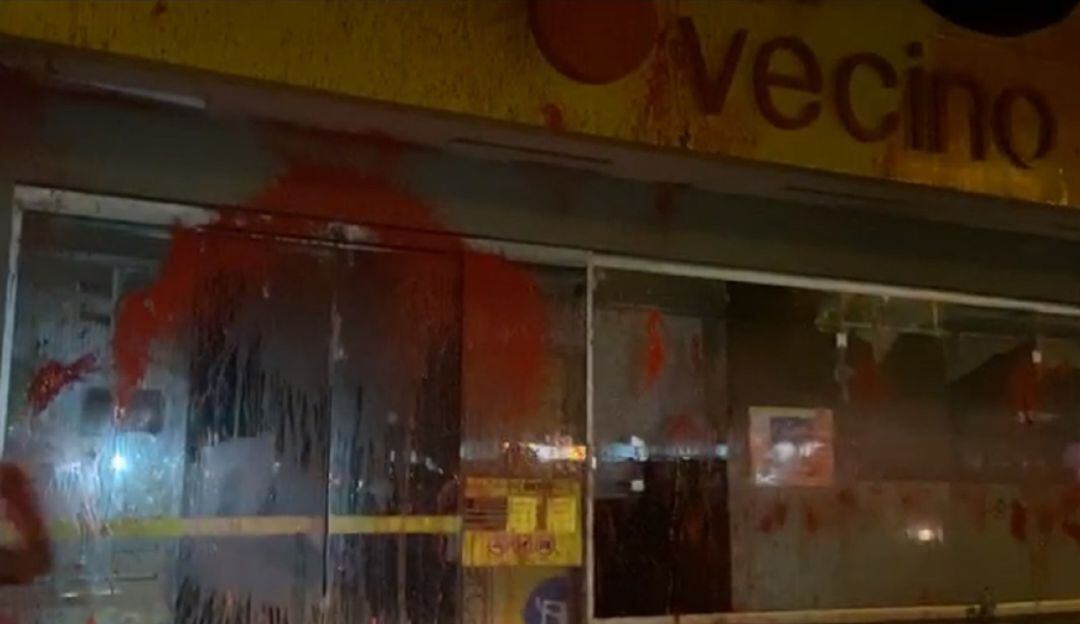 Jóvenes vandalizaron almacén éxito en el norte de Montería