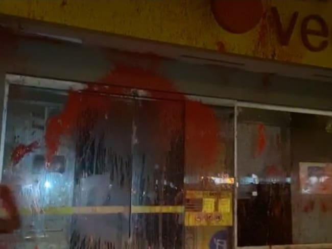 Jóvenes vandalizaron almacén éxito en el norte de Montería