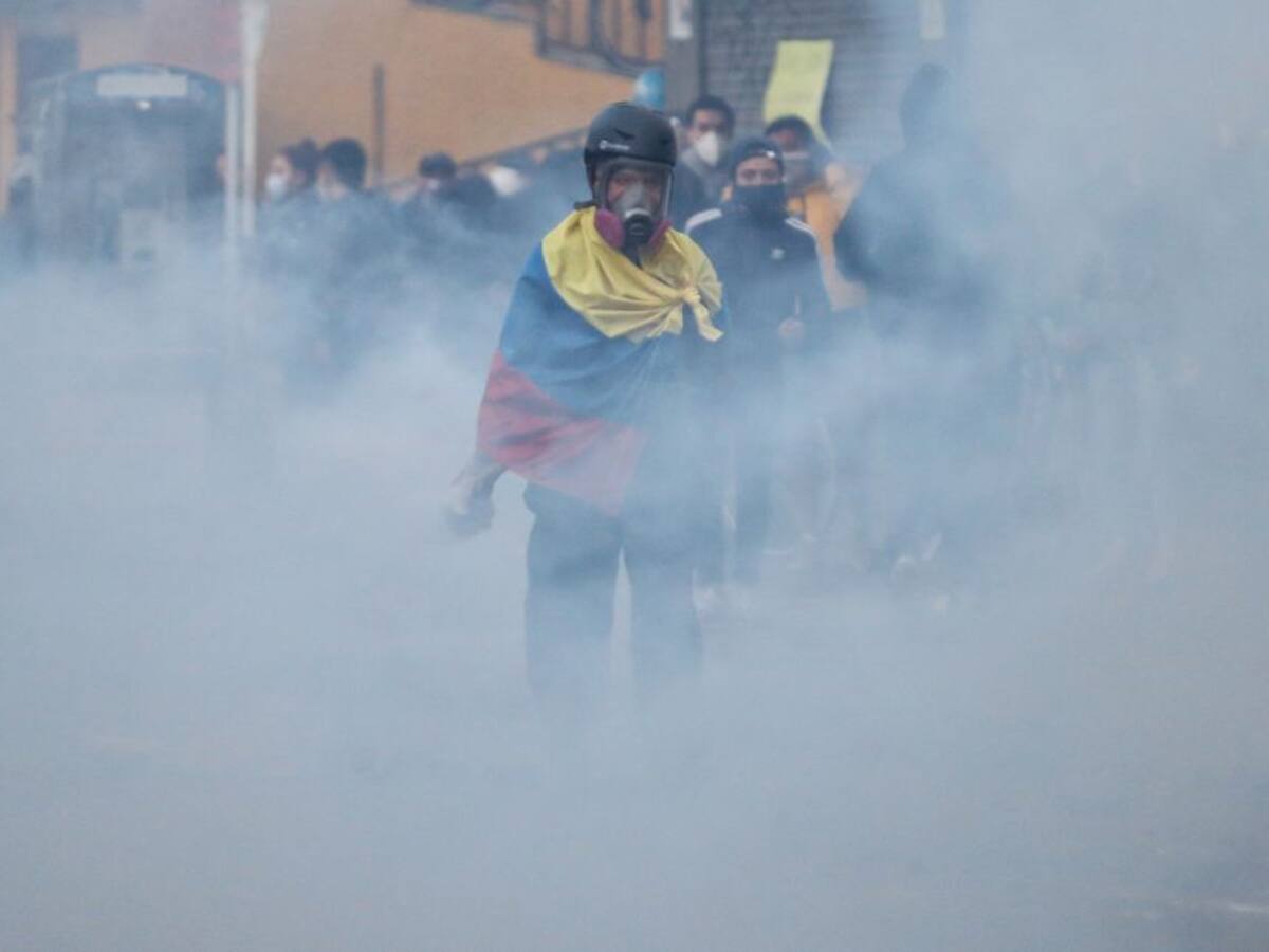 Ordenan suspensión inmediata de uso de gases lacrimógenos en protestas