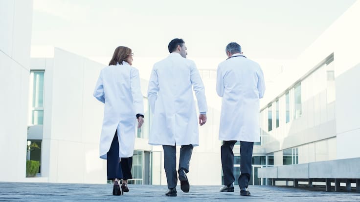 No se puede mantener información errada como verdadera: superintendente de Salud