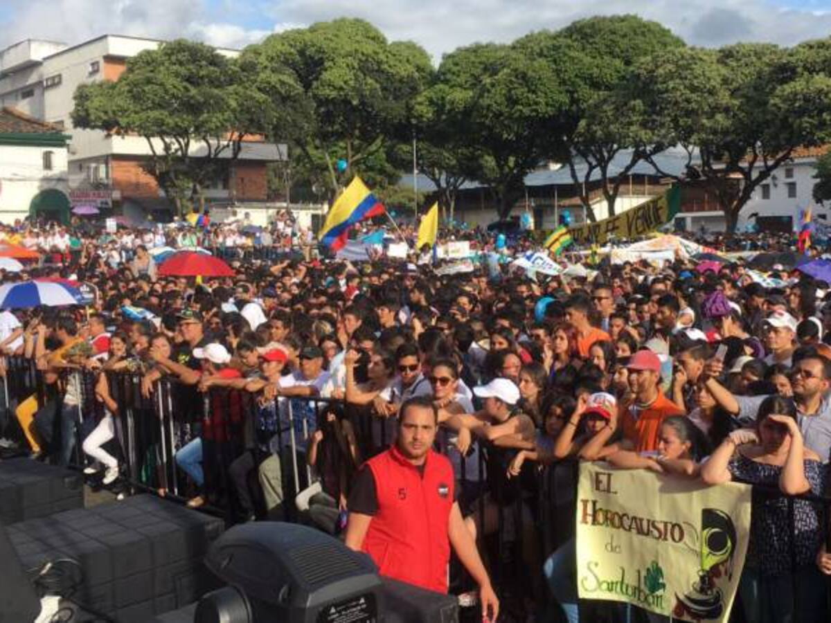 Más de 100 mil personas dijeron no a la minería y sí al agua