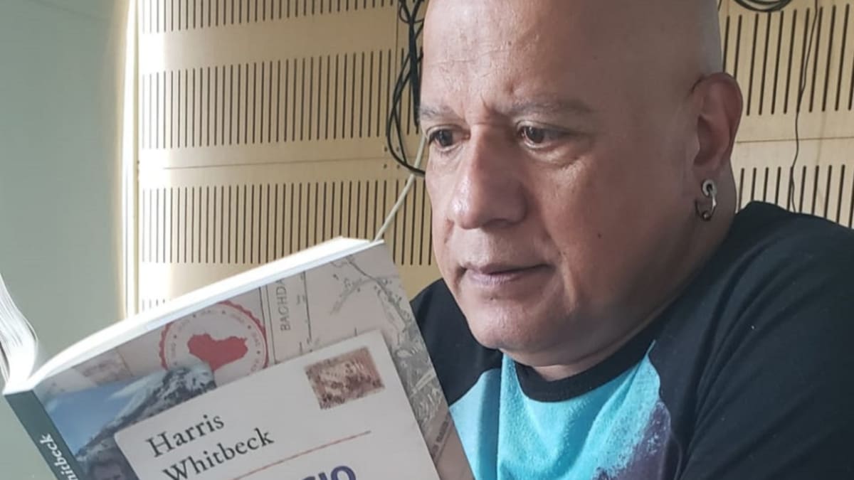 “El oficio de narrar sin miedo”: escrito por el periodista Harris Whitbeck