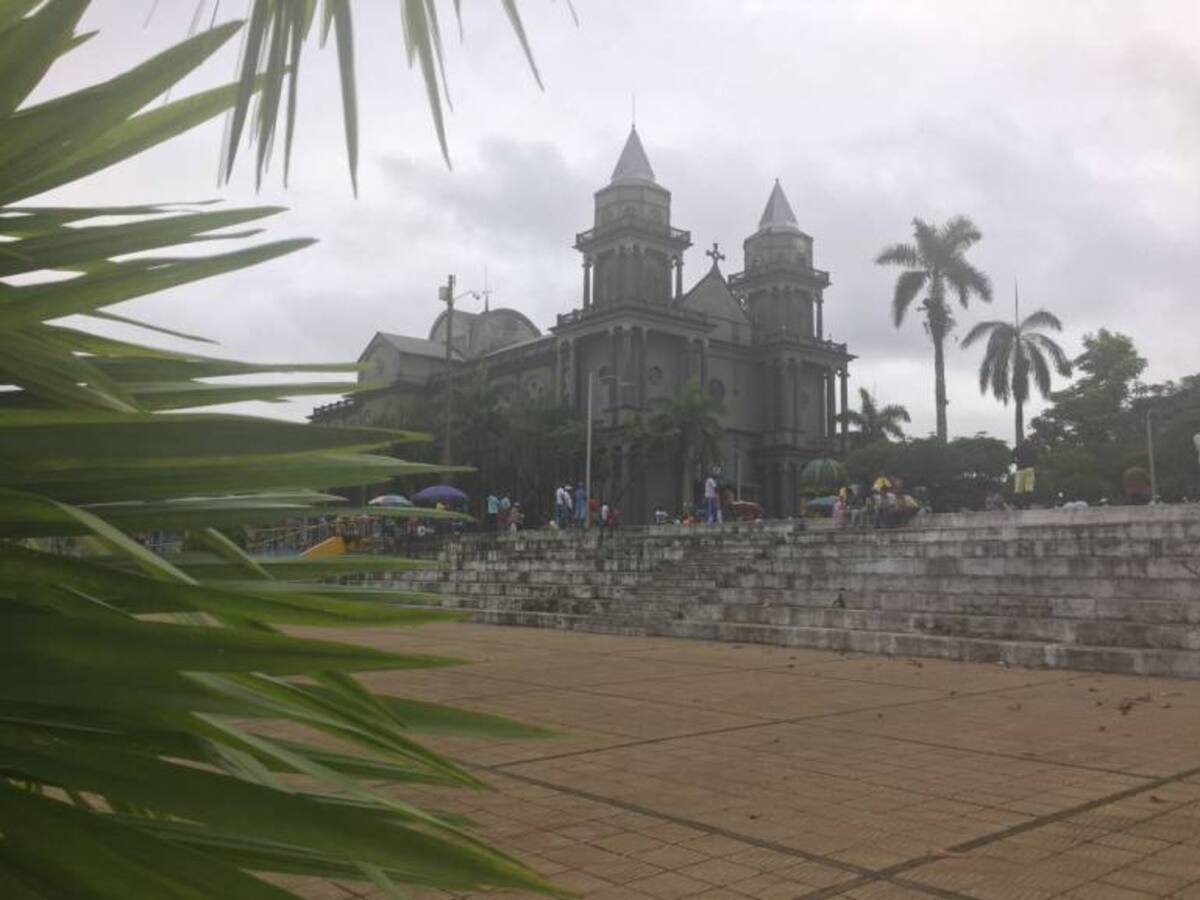 Por amenazas del ELN hay movilidad restringida de Quibdó a Medellín y Pereira