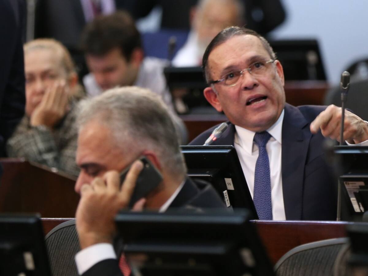 Sectores políticos insisten en ayudas para Mipymes ante crisis por COVID-19