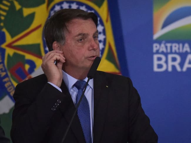 Congreso revocó vetos de Bolsonaro a medidas para atender pandemia