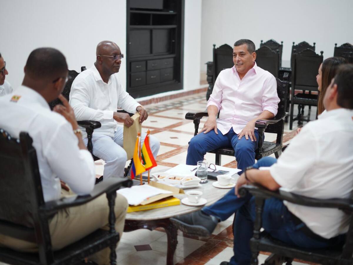 Dumek Turbay se reunió con aspirantes a mandatarios locales: el 16 de febrero se escogerán