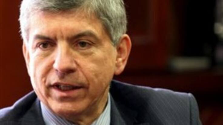 Gaviria pide respaldar al Presidente Uribe por la crisis con Venezuela