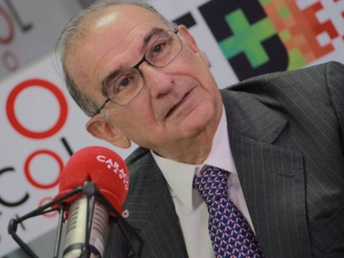 Humberto De La Calle respondió a quienes lo han acusado de votar en blanco