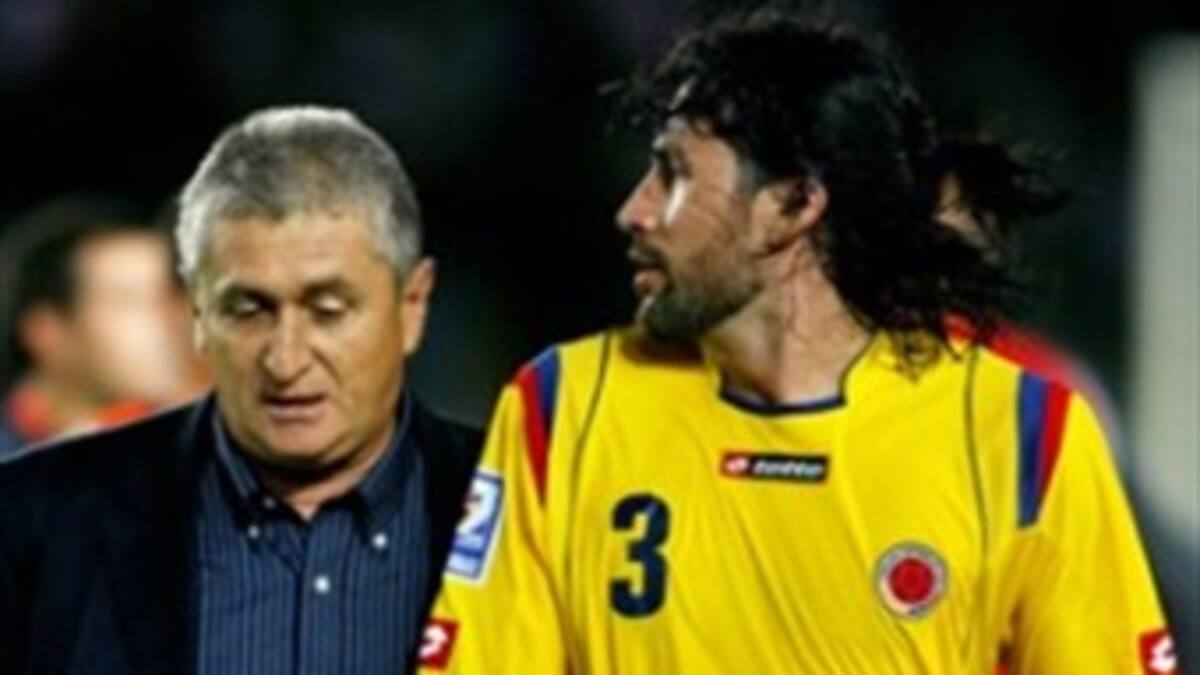 Eduardo Lara convocó equipos para enfrentar a El Salvador y Venezuela